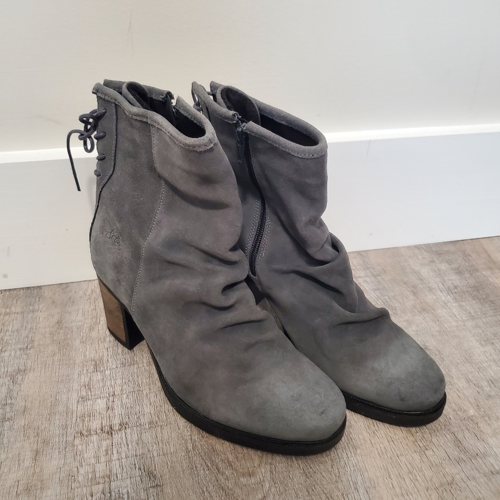 Bos & Co. Gray Heeled Booties Size 40